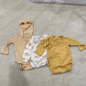Set of 3 Kate Quinn size 12-18 mo long sleeve bodysuits